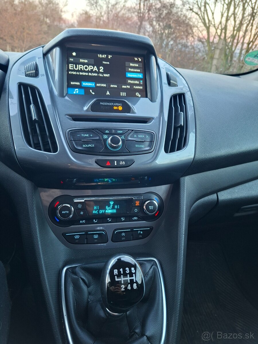 Ford tourneo connect Maxi - 9