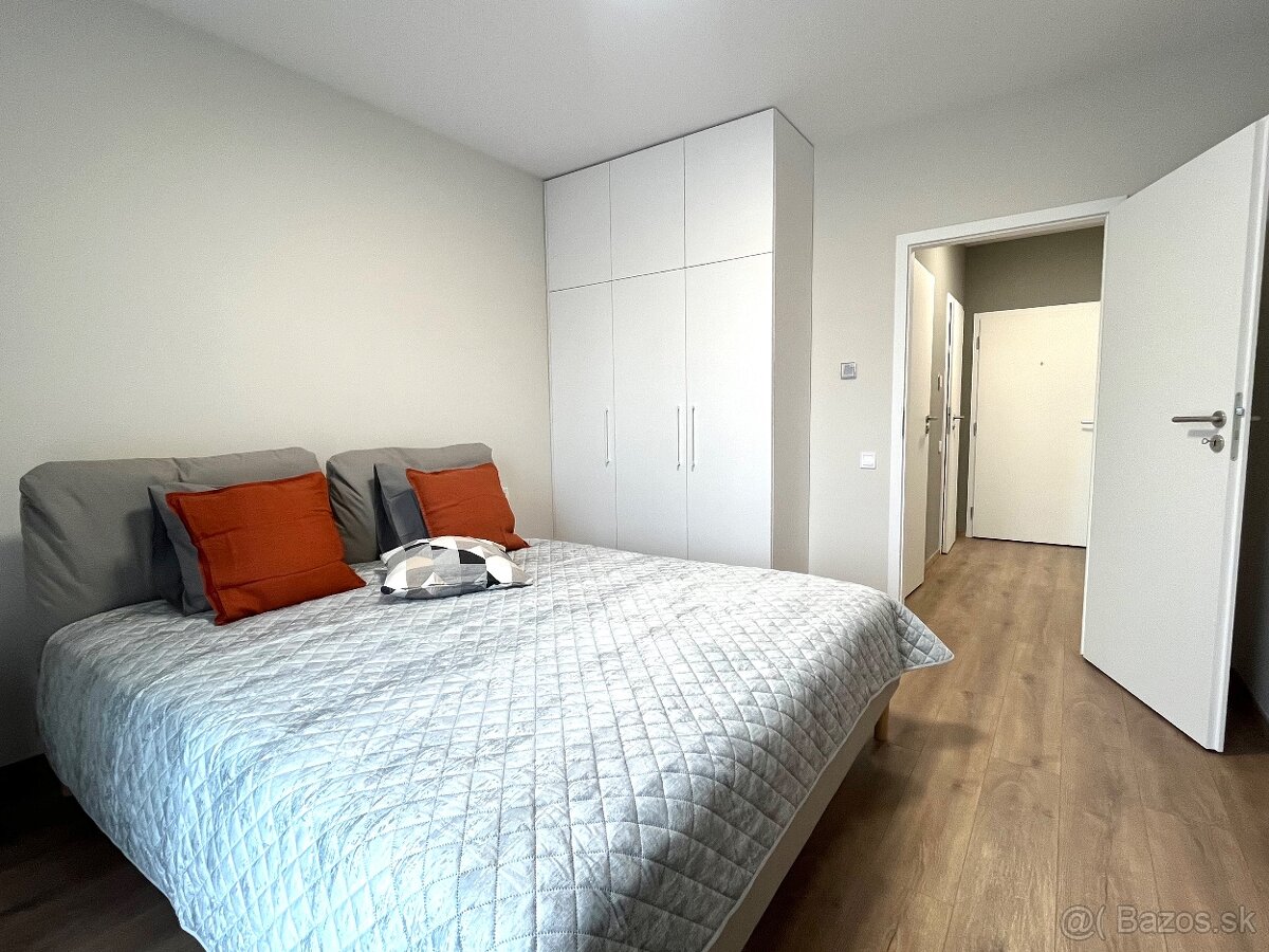 NA PREDAJ NOVÝ 2 IZBOVÝ BYT S BALKÓNOM - 9