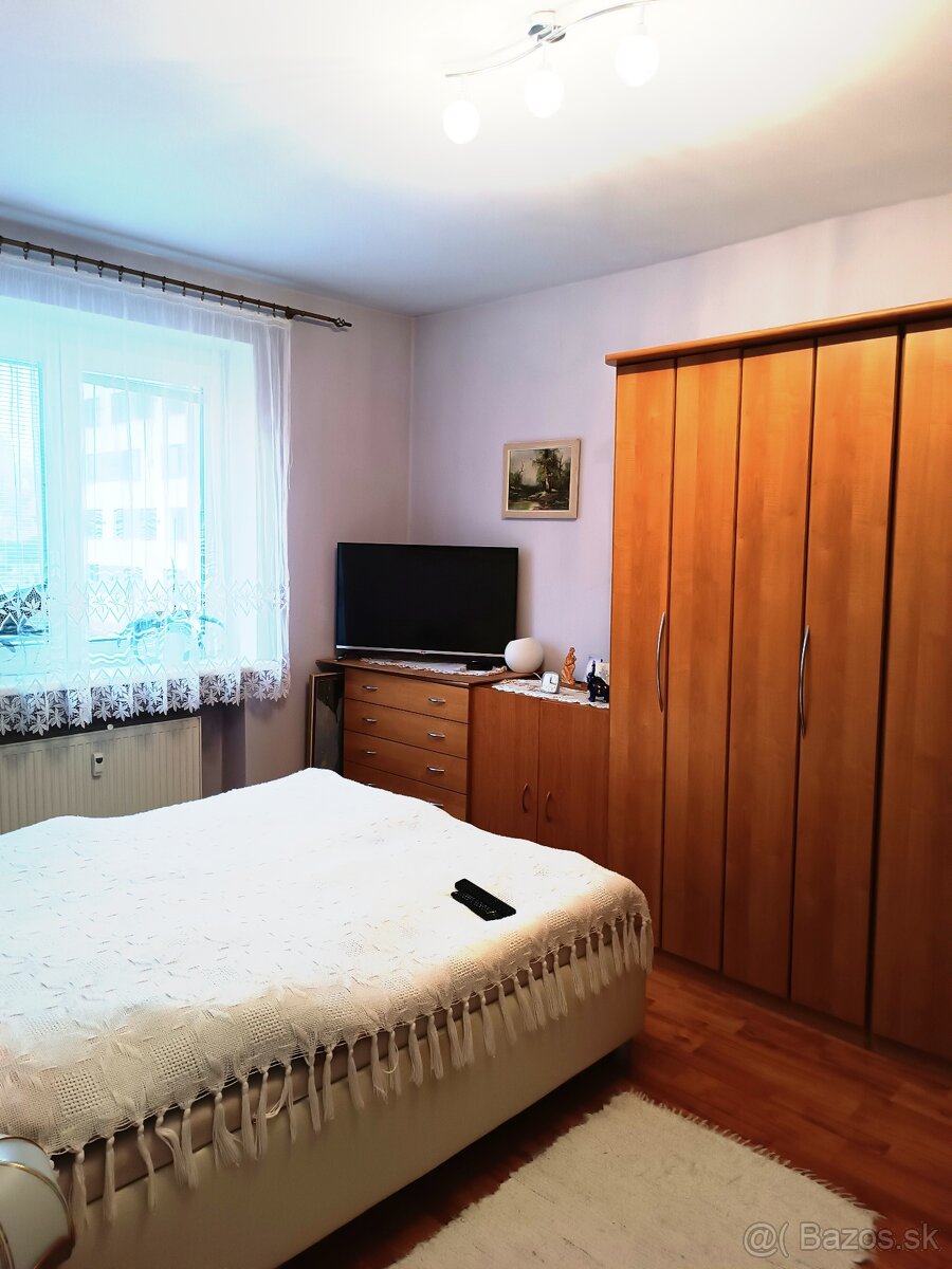 Na predaj 3-izbový byt Bratislava,Nivy - 9