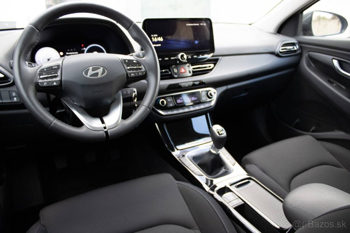 Hyundai i30 CW 1.5i DPi Comfort, odpočet DPH - 9