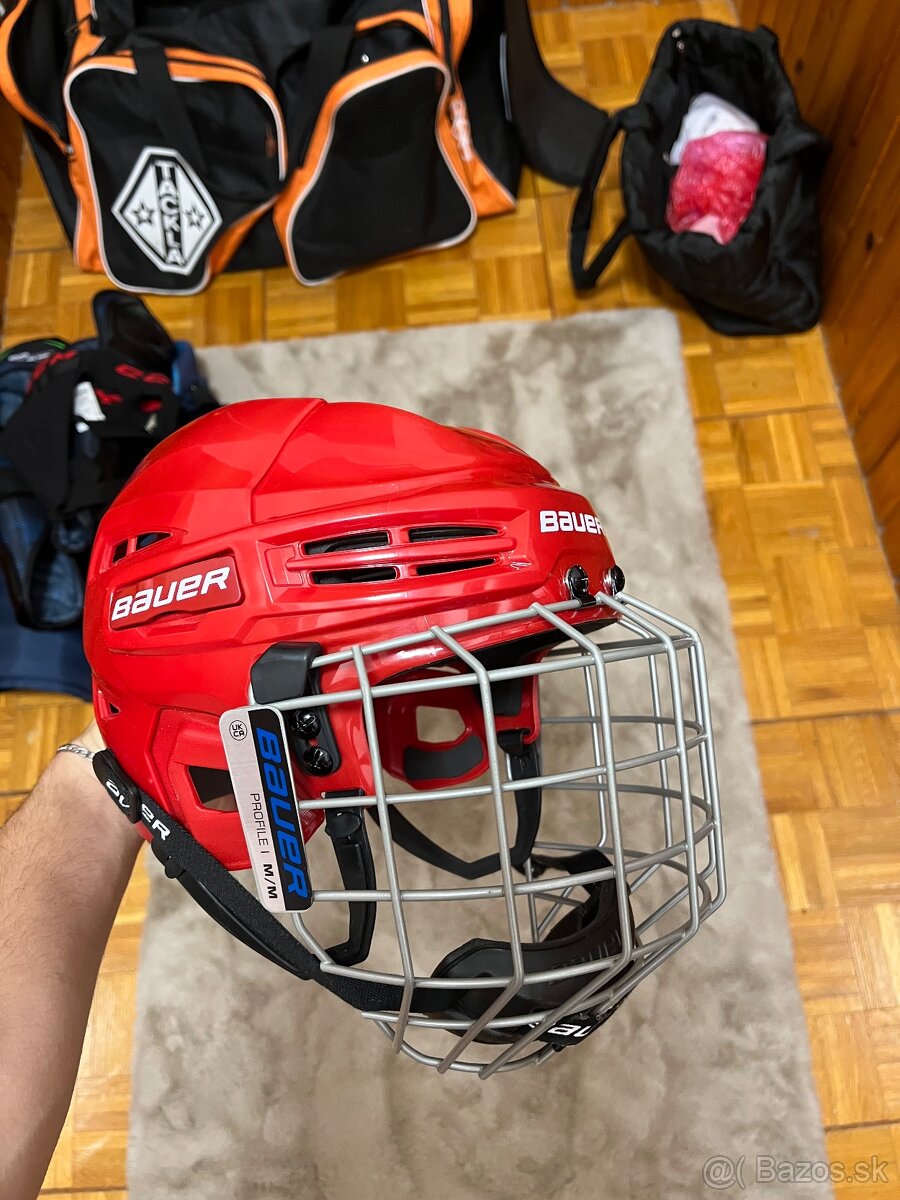 Hokejová výstroj - 9
