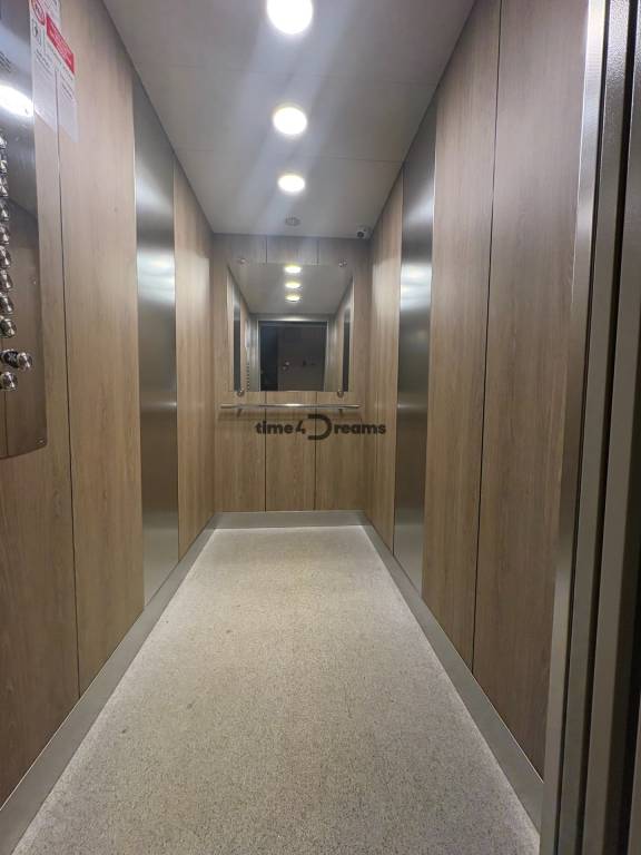 Na predaj: CENTRUM veľký 3 izb.byt + BALKON + ŠATNIK - 9