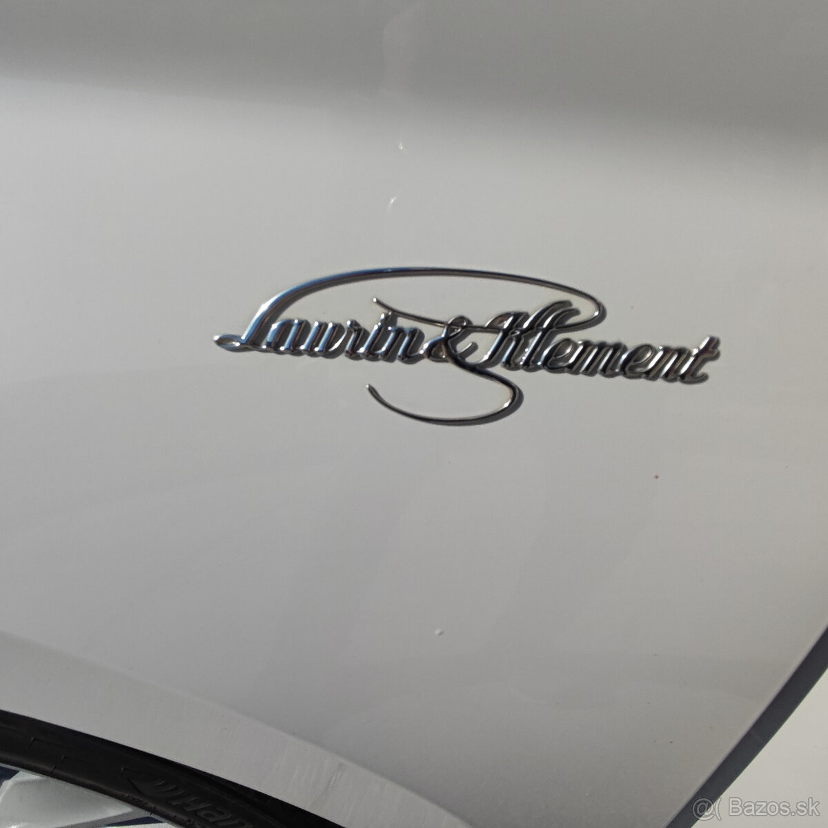 Škoda Superb 2,0TDi L&K 140kW - 9