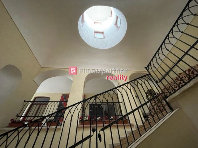 Pod konkatedrálou v pešej zóne klimatizovaný 2izb podkrovný - 9