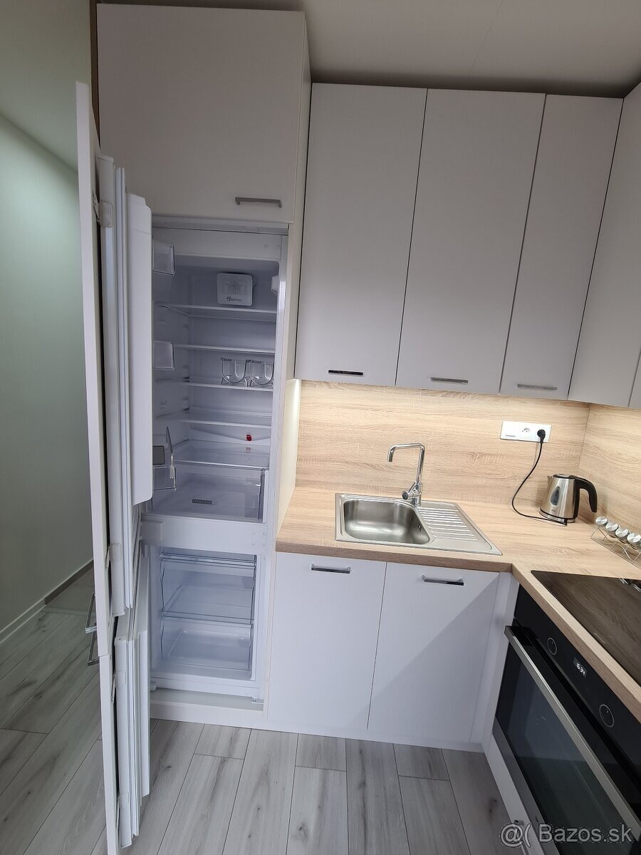 1 izb. komplet zariadený byt na PRENÁJOM - KVP Titogradská - 9