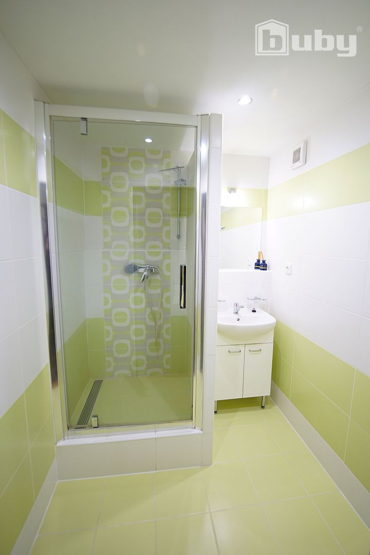 Na prenájom 2 izbový byt (49 m2) Záturčí, Martin. - 9