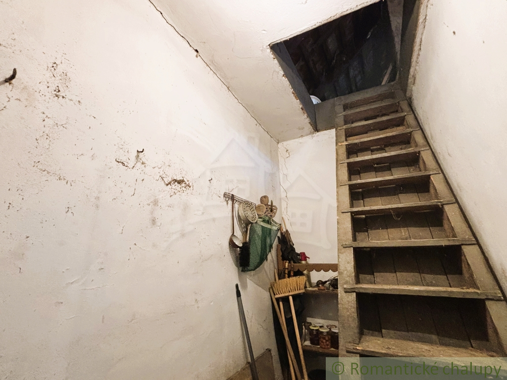 Vidiecky domček so záhradou, vhodný aj na chalupu v obci Z - 9