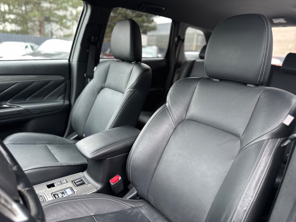 Mitsubishi Outlander 2.4 PHEV 4x4 - 9