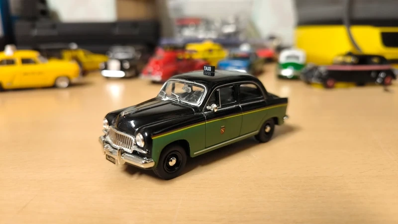 Mix modelov 1:43.. - 9