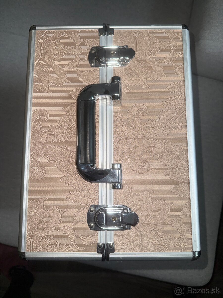 Kozmetický kufor - 9