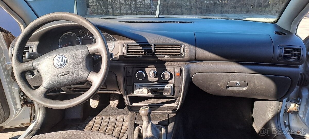 Volkswagen passat 1.9 Tdi - 9