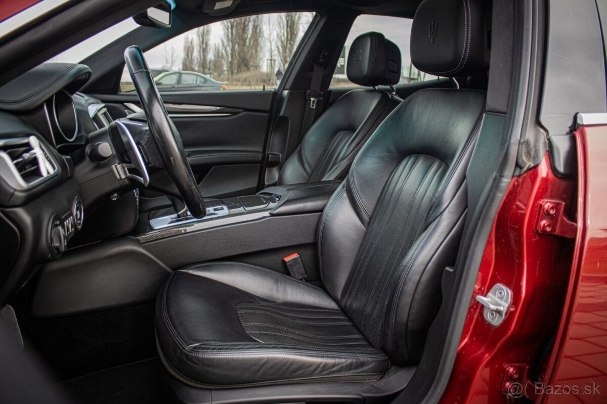 Maserati Ghibli S Q4, 302kW - 9