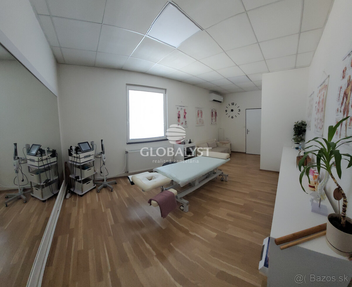 Kompaktná, kancelárska budova - 90 m2 - na Juhu - 9