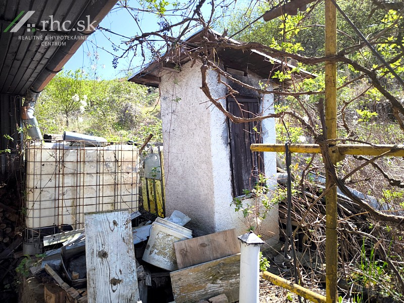 ÚTULNÁ CHATKA LEN 5 MINÚT OD HUMENNÉHO - PONIKLEC, PTÍČIE - 9