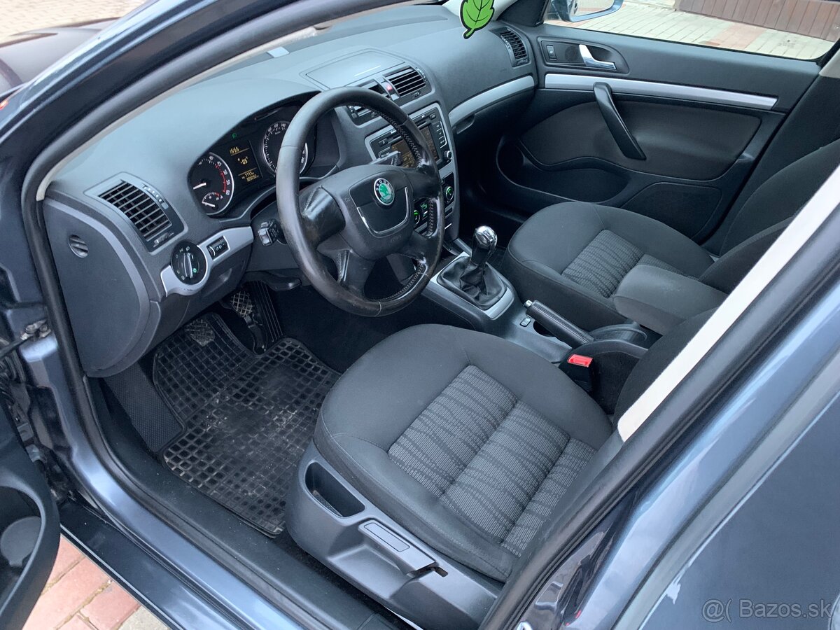 Skoda Octavia 2 facelift - 9