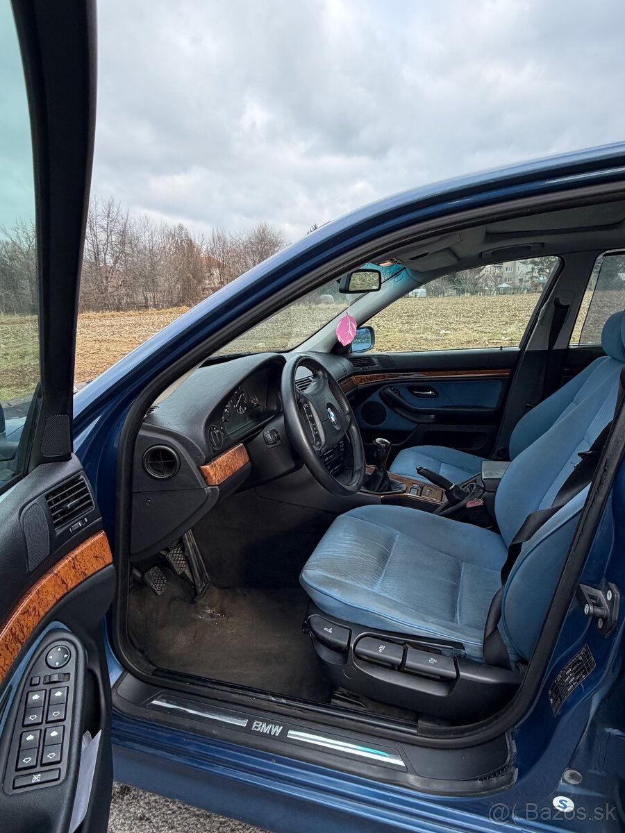 BMW e39 520i 125kw - 9