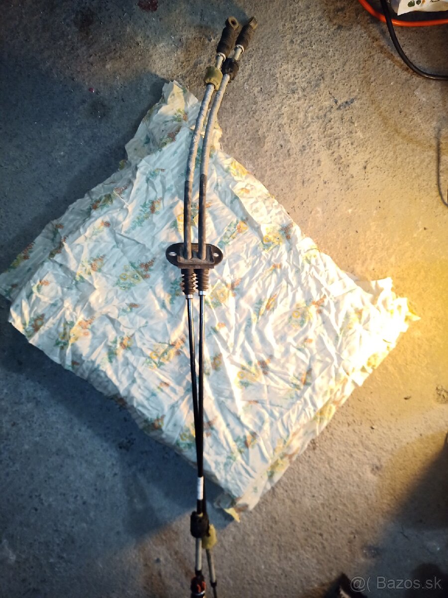 Rozpredam Mazda 3 1,4b 2004 - 9