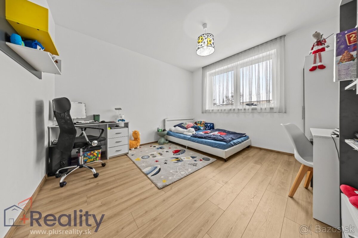 PLUS REALITY | Štvorizbový RD - Veľké Dvorníky na predaj - 9