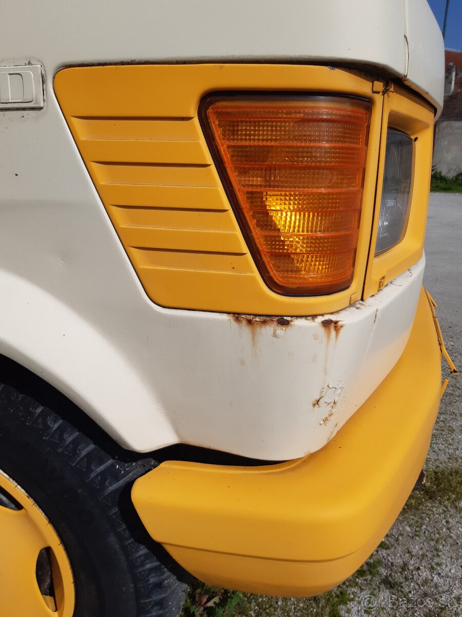 prerobený karavan Meredes-Benz 308D-P - 9