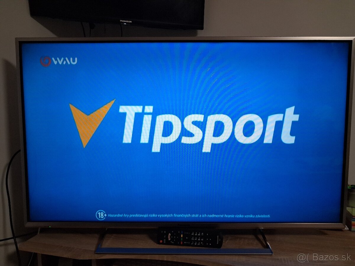 Predám 3D Full HD LED SMART PANASONIC TX-47AS740E - 9