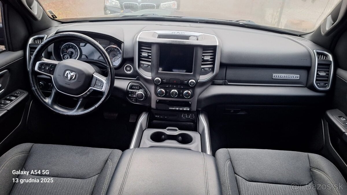 Dodge Ram 1500 5,7hemi 4x4 2019 - 9