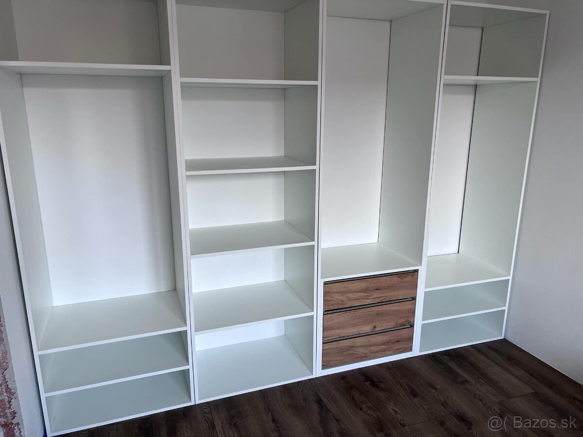 Predám šatníkové regále - úplne NOVE - DEKOR - Biela - 9