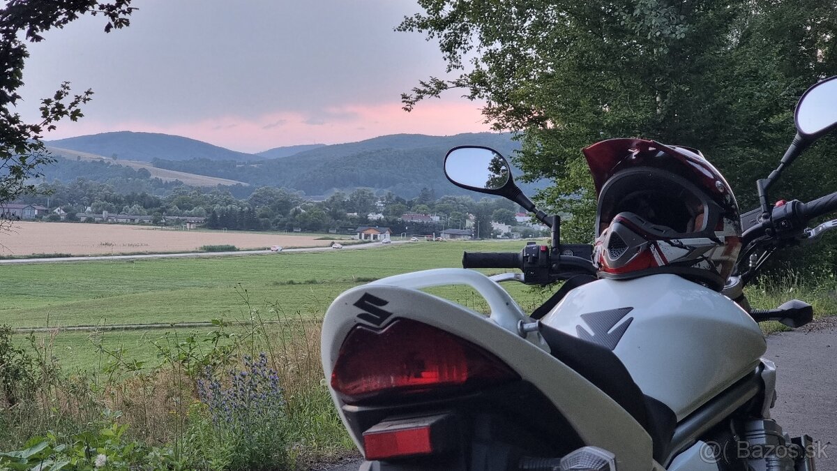 Suzuki Bandit 650 GSF - 9