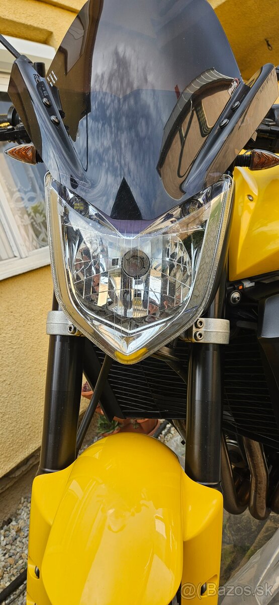Yamaha FZ1 - 9