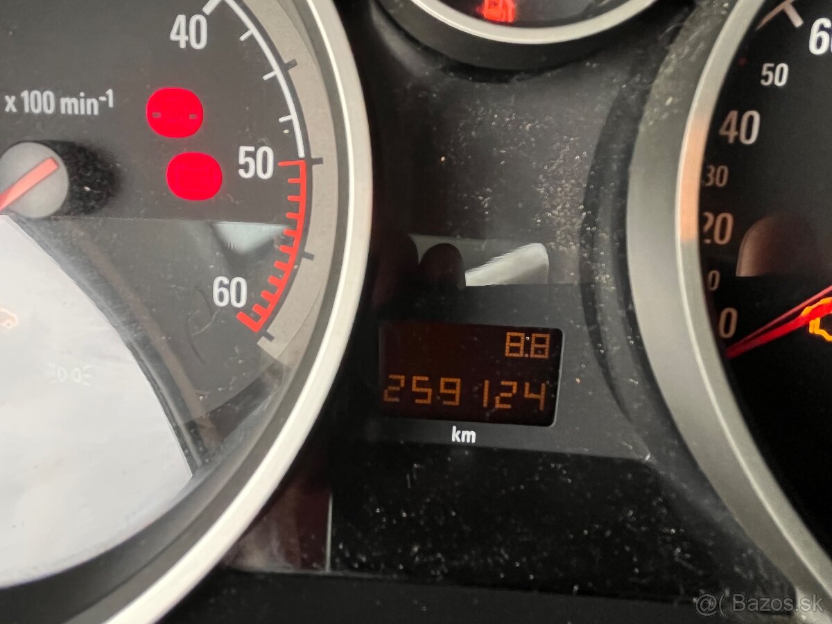 OPEL Astra H 1.9 CDti 74kw (150koni) - 9