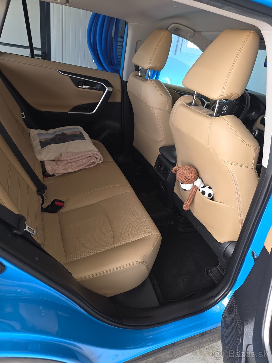 Predaj auta Toyota Rav 4 - 9
