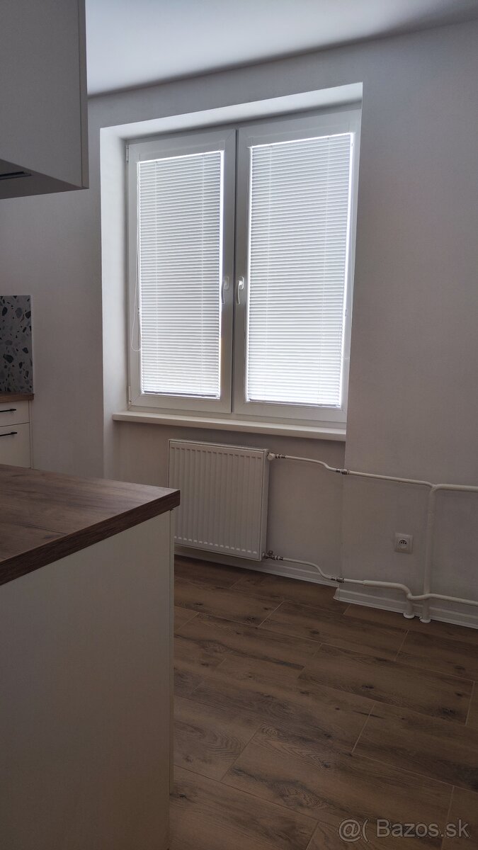 Predám 2 izbový byt - 9