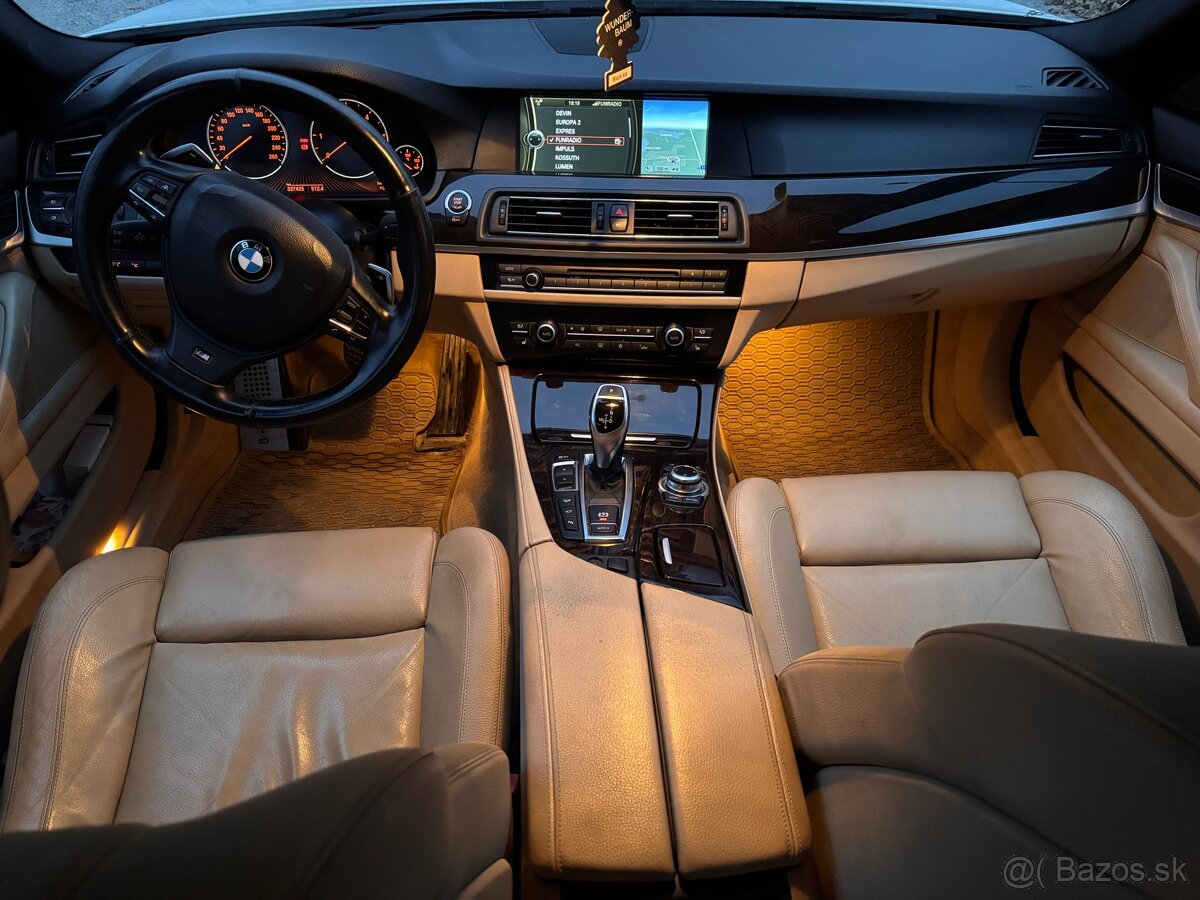 BMW 530xd Mpacket Xdrive PANO webasto adaptiv kamera tažné - 9