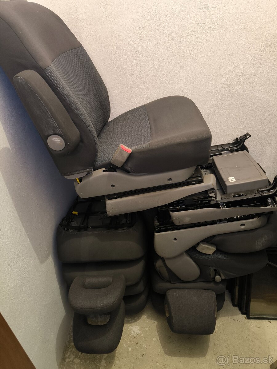 Mazda Premacy 2.0 DITD rozpredam na n.d - 9