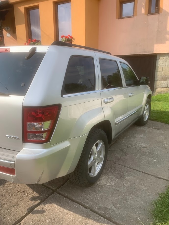 Predám Jeep Grand Cherokee 3.0 CRDI - 9