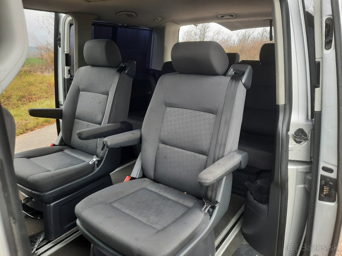 Predam Volkswagen T5 Multivan 4x4 2,5tdi 96kw 6R.7 miestny. - 9