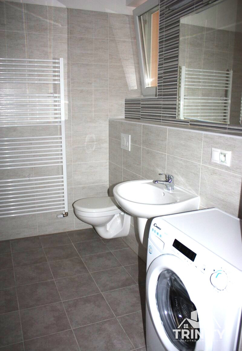 Prenájom 3-izbového bytu s balkónom na Andovskej ulici v mes - 9