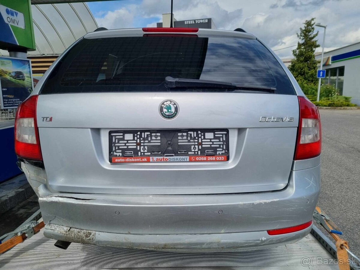 ROZPREDAM SKODA OCTAVIA 2 EU VERZIA na diely xenony - 9