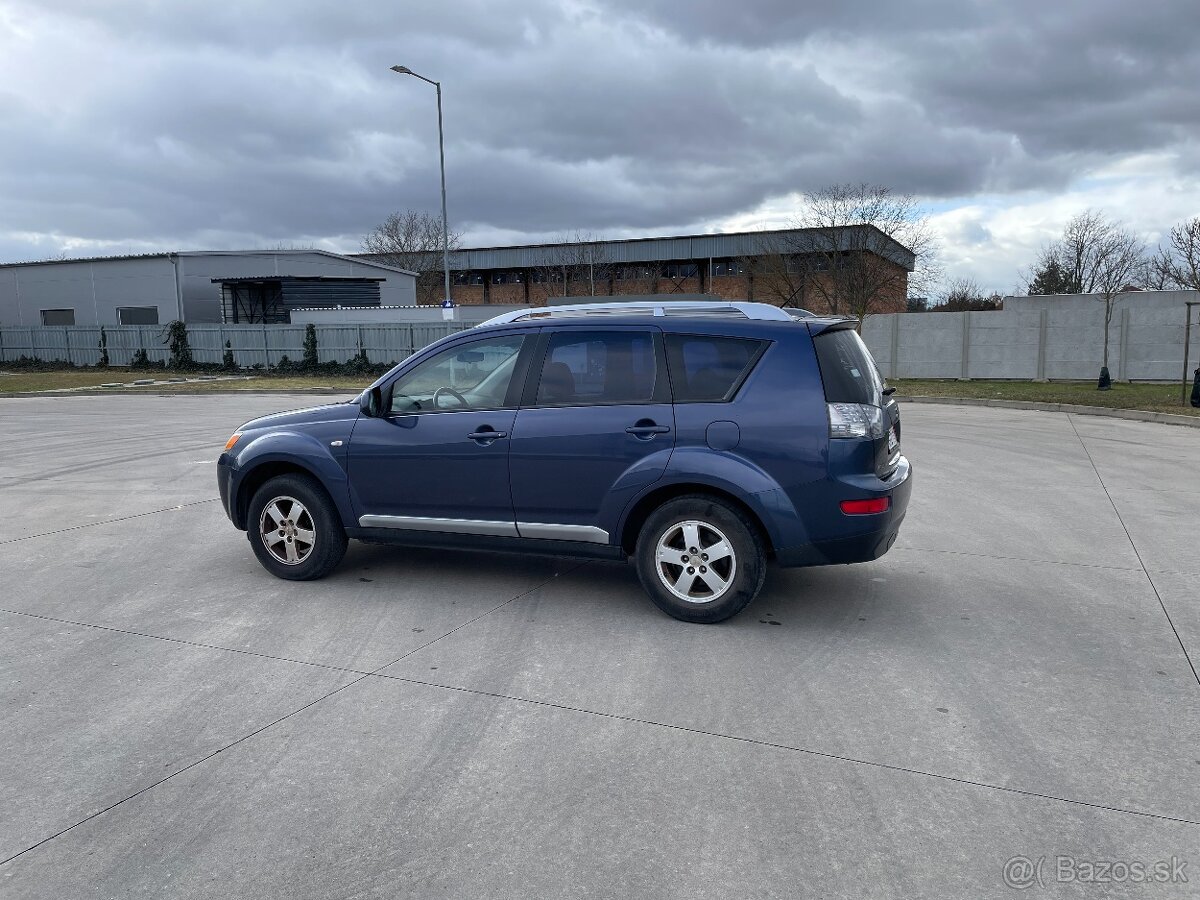 Mitsubishi Outlander 2.0 DI-D 128000 km - 9