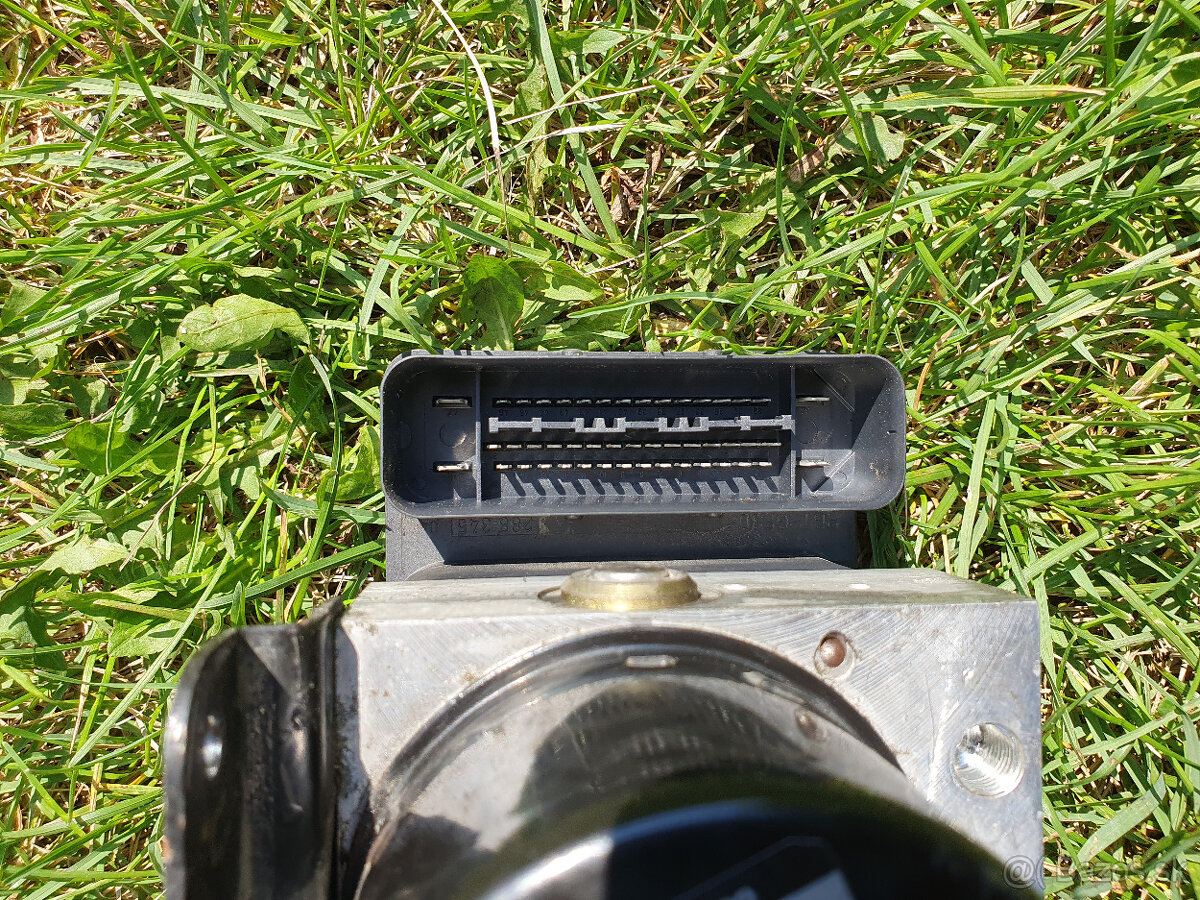 ABS riadiaca jednotka/hydroblok Citroen C5 I 2004-2008 - 9