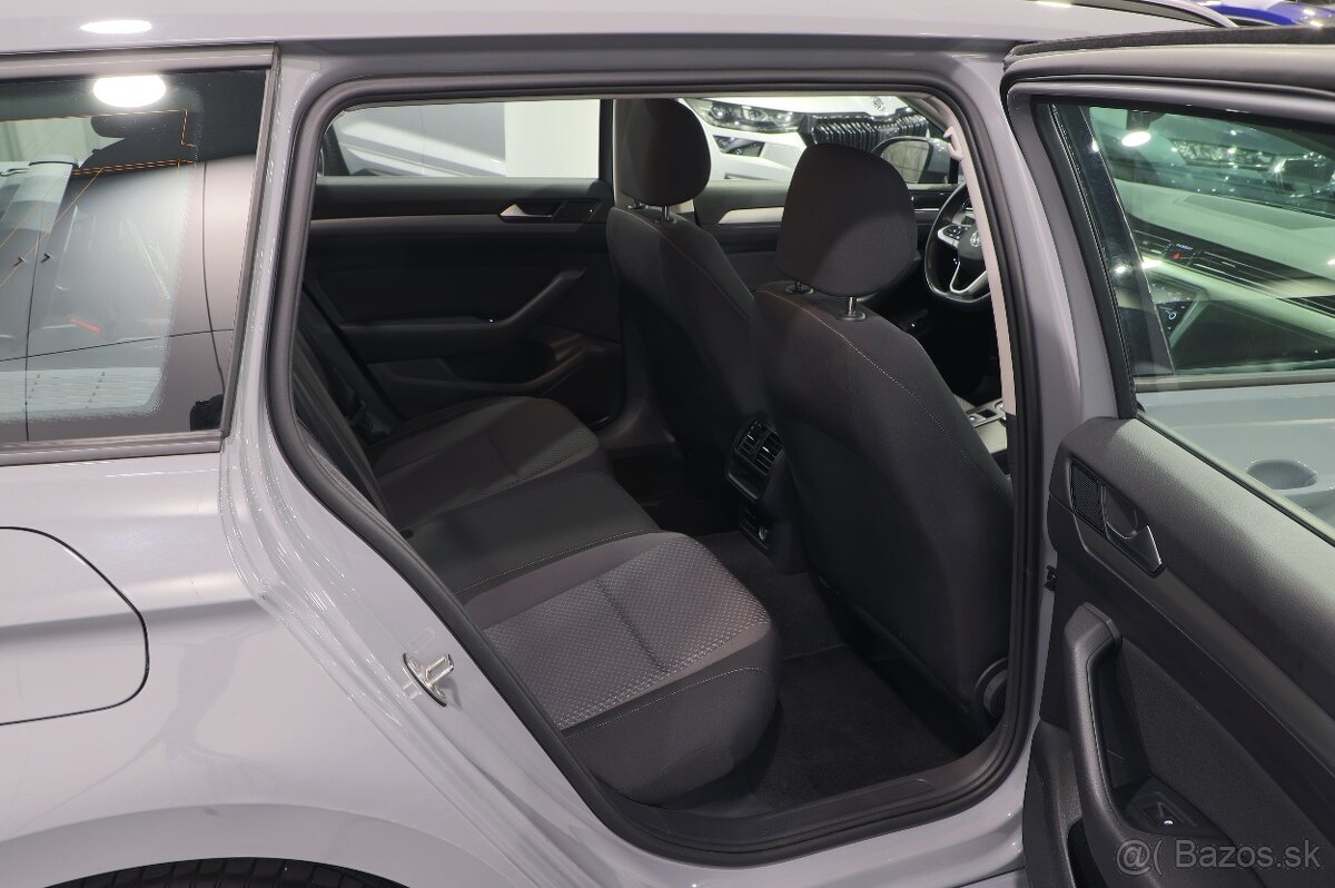 VW Passat B8 Variant 1.5TSI 110kW DSG - záruka Autodraft - 9