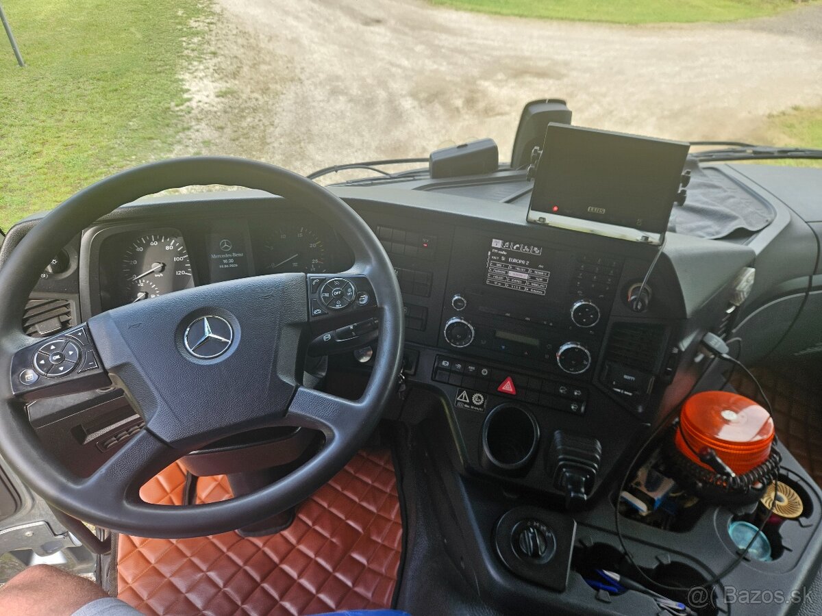 Mercedes Arocs 8x8 4151 MP4 S3 - 9