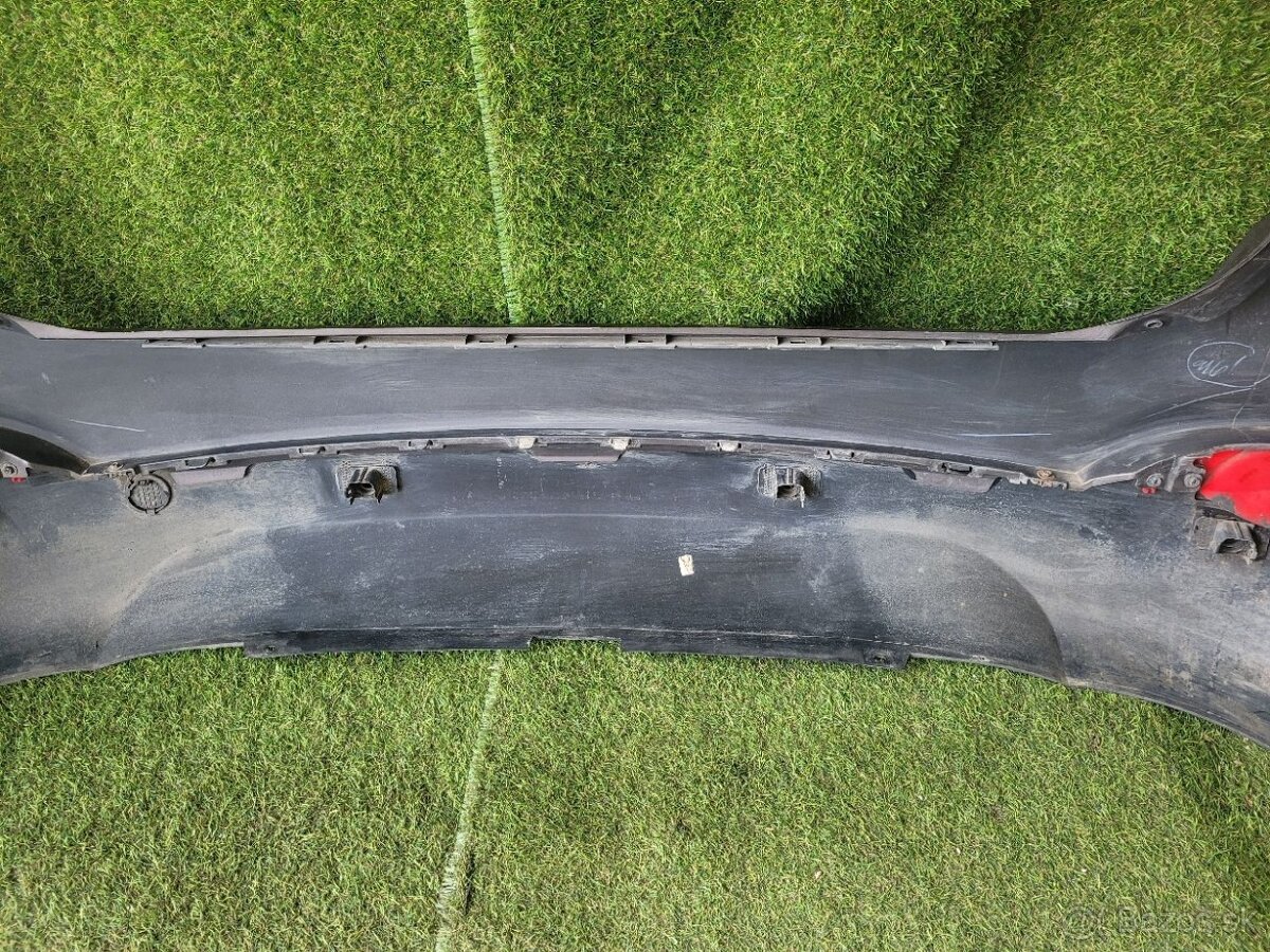 HYUNDAI ix35 zadný nárazník - 9