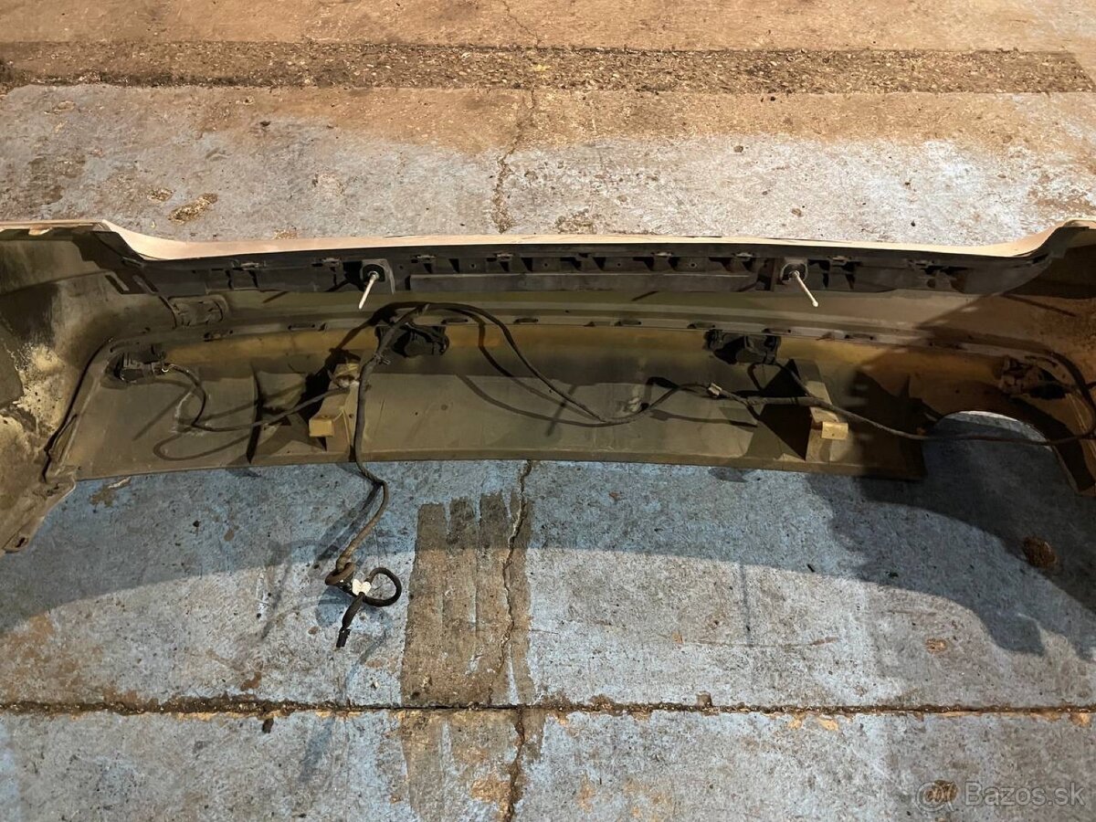 Zadný nárazník Mercedes C-class W204 - 9