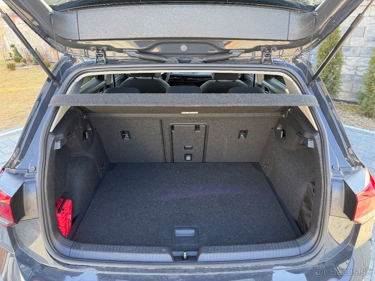 VW Golf VIII 1.5 TSI 96kw Style Hatchback - 9