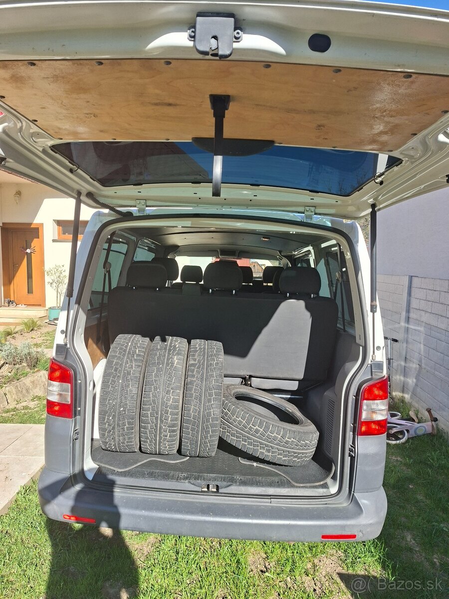 VW T5.1 Transporter - 9