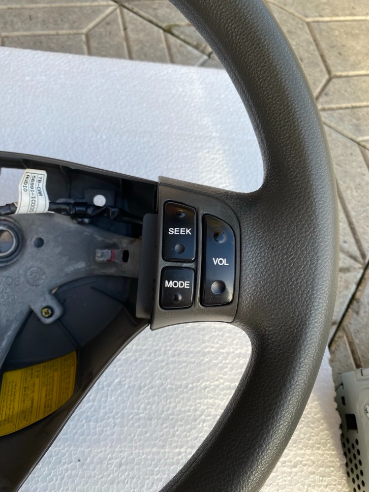 Hyundai Accent - volant multifunkčný - 9
