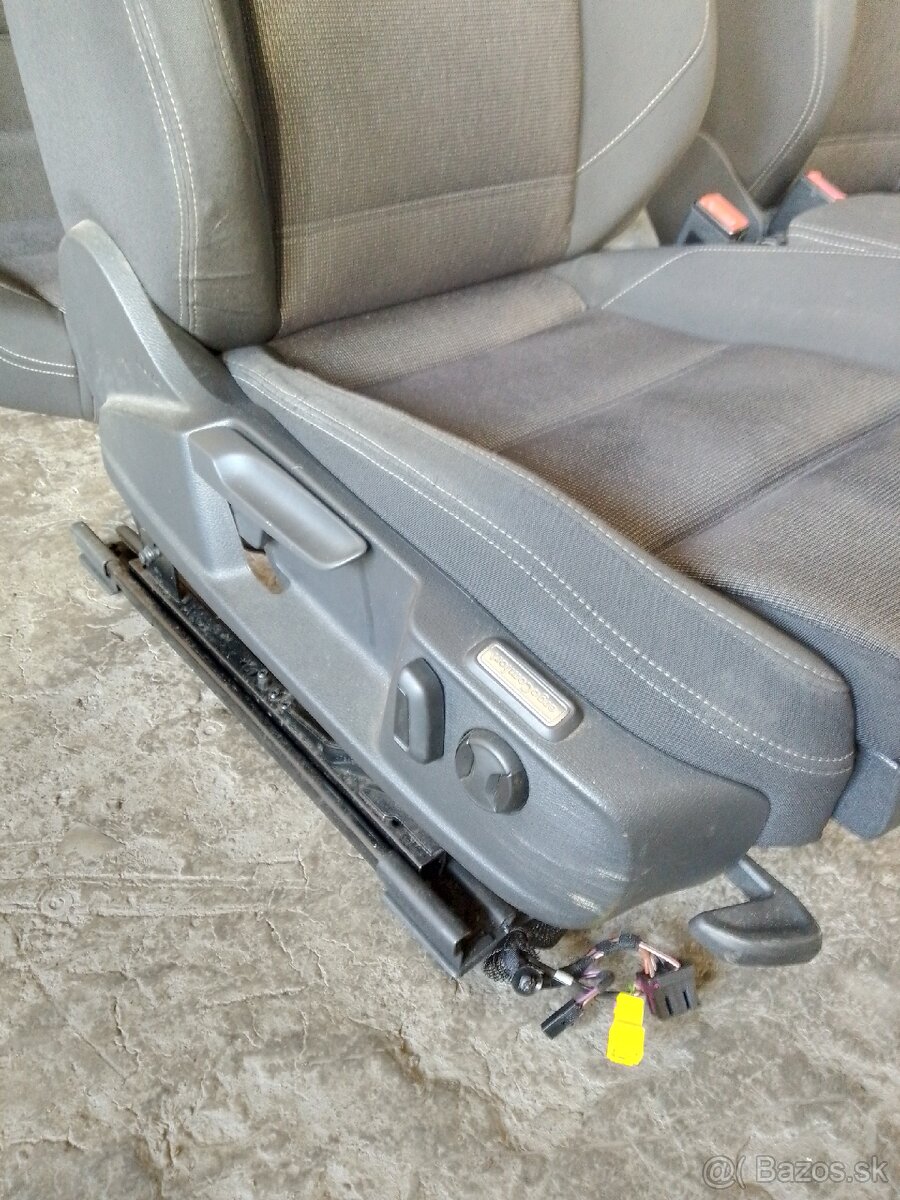 sedadlá VW Passat B8 predné vyhrievané - 9