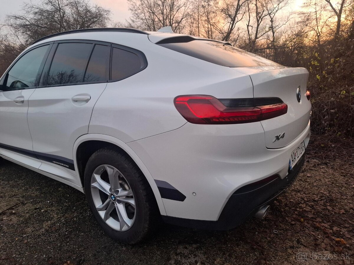 BMW X4 v top stave, nehavarované - 9