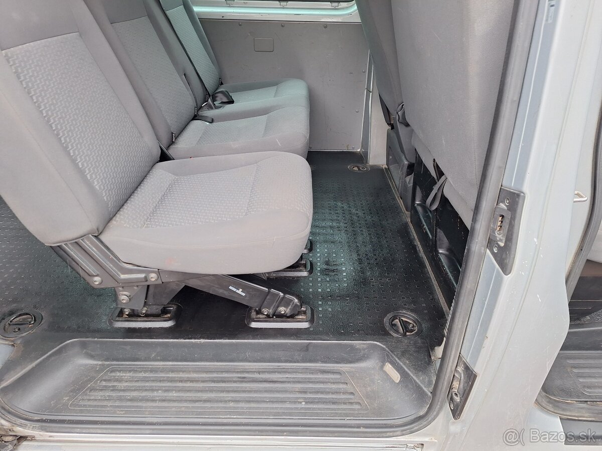 Volkswagen Transporter 2012 - 9