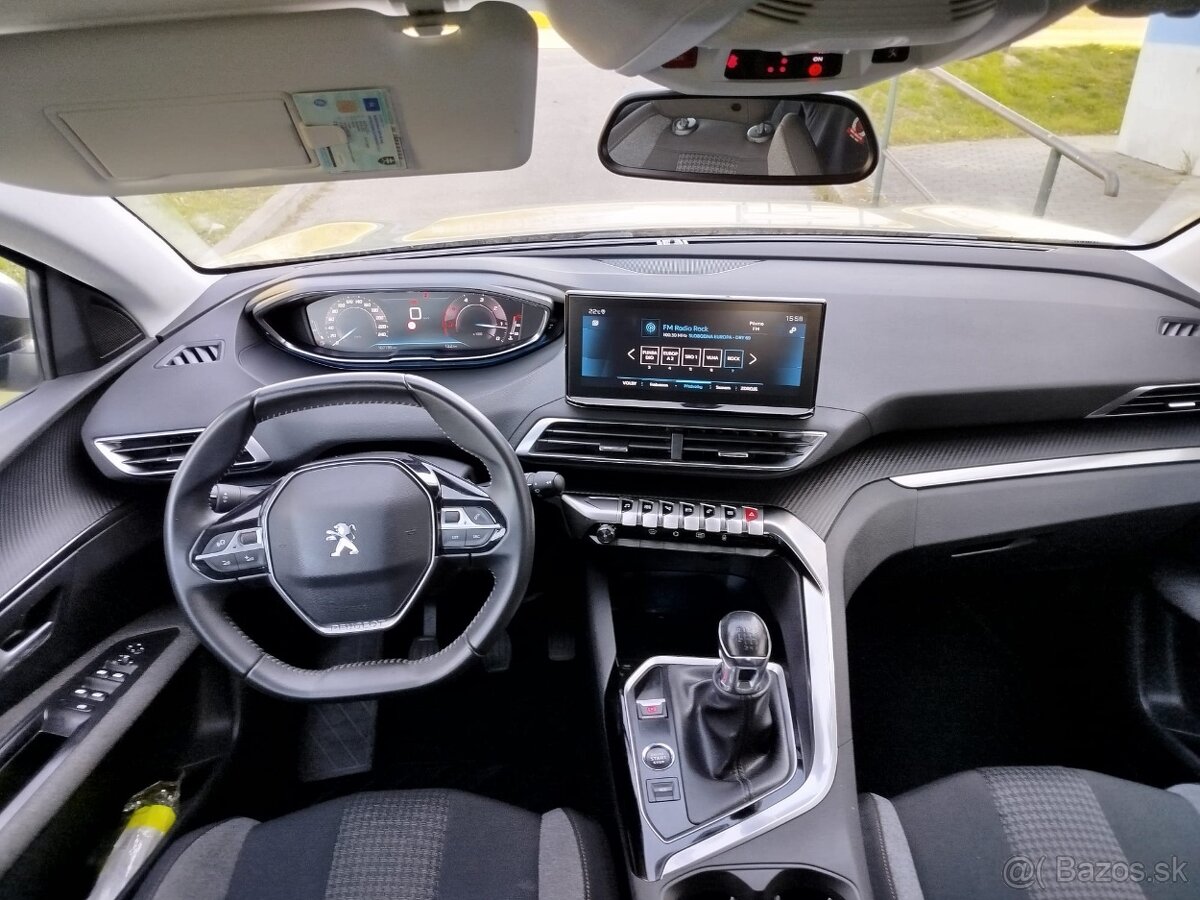 PEUGEOT 3008 1,5 Blue Hdi - 9